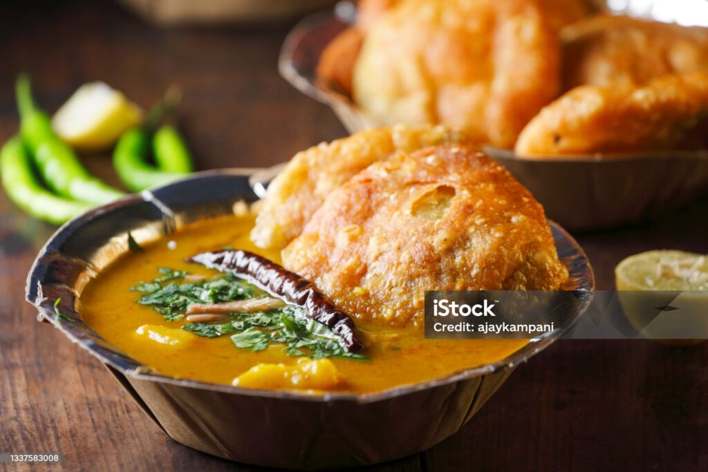 FAMOUS STREET FOOD IN VARANASI